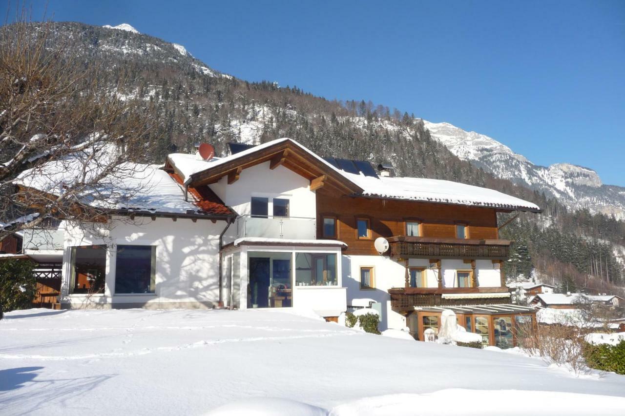 Landhaus Mayr Hotel Wiesing Exterior photo